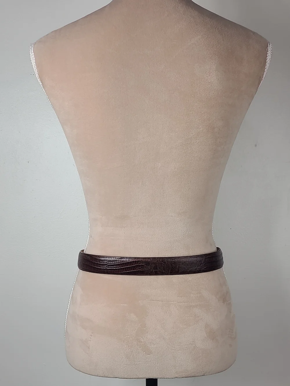 Vtg Western Brown Croc-Embossed Italian Leather Belt Silver-Tone Ranger Buckle